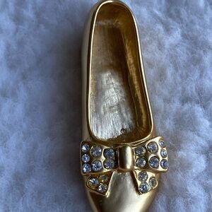 Vintage Gold-Tone Shoe Brooch – Rhinestone Bow – Novelty Ballet Flat Pin